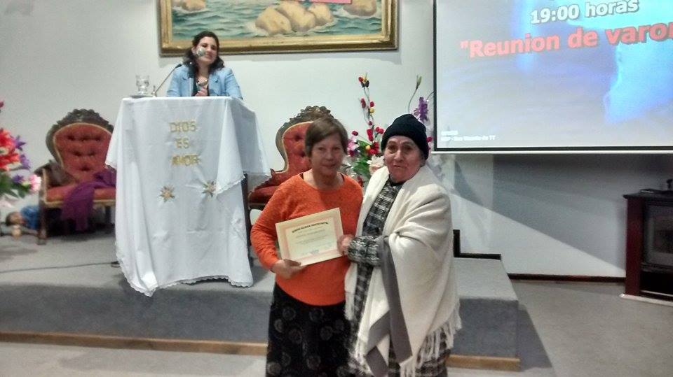 Entrega de Diplomas 2 Ciclo Discipulado 2016